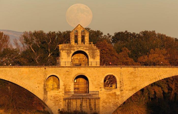 Les splendides images de la super Lune Castor dont l’apogée a pu être observée et immortalisée dans la nuit de vendredi à samedi