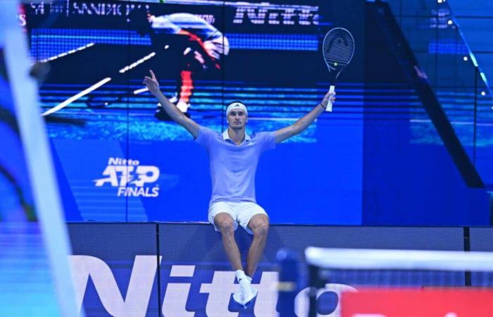 Alexander Zverev utilise avec succès Video Review dans les SF Nitto ATP Finals