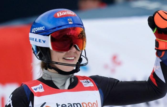 Mikaela Shiffrin remporte sa 98e victoire en carrière en Coupe du monde à Levi