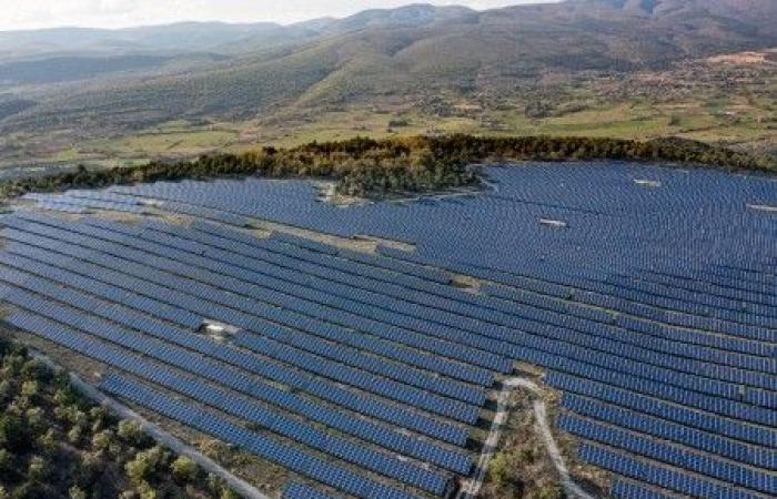 Dans les Cévennes, 122 hectares de panneaux solaires seront installés dans une zone protégée