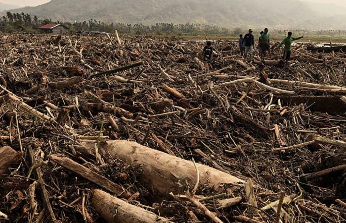 Le super typhon Man-yi s’apprête à frapper les Philippines