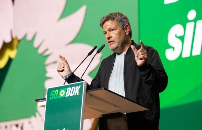 Robert Habeck à la conférence du parti fédéral des Verts : longue attente, discours court