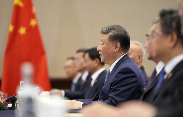 Sommet de l’APEC | Face à face entre les présidents chinois Xi Jinping et américain Joe Biden