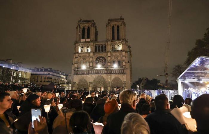 A Paris, la Vierge de Notre-Dame retrouve « sa maison »