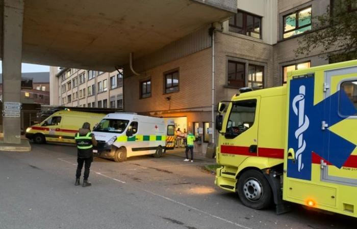 400 patients transportés vers un nouvel hôpital, 1 000 lits déplacés