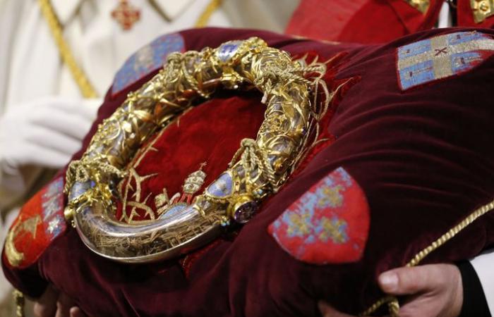 un nouveau cadre pour la couronne d’épines du Christ