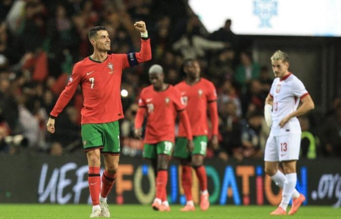 Cristiano Ronaldo arrêté par Zielinski et Zalewski pour des photos à temps plein après le thriller Portugal 5-1 Pologne sur la Ligue des Nations – Football Italia