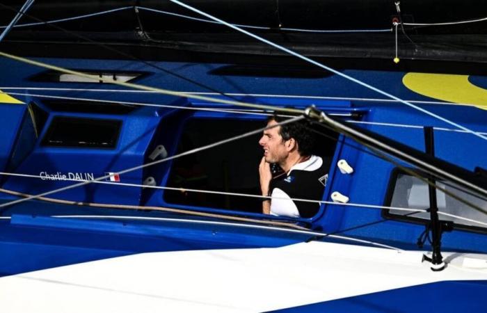 Vendée Globe. Charlie Dalin « en douceur » veut « sortir de cette horrible zone »