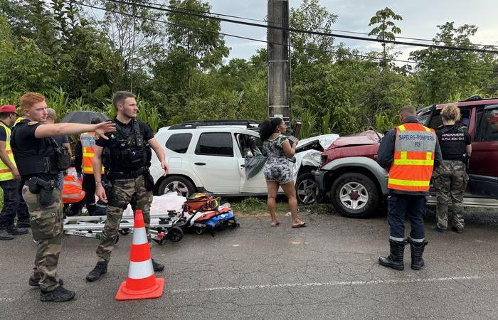 VIDÉO. Deux blessés et un acte d’entraide après une collision frontale à Saint-Laurent-du-Maroni, sur la RD 11