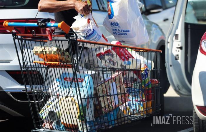 l’alimentation coûte 37% plus cher qu’en France