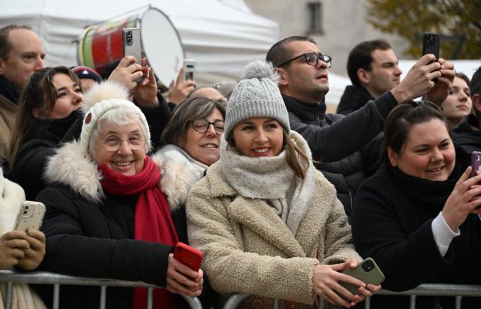 Eva Longoria, Jean Reno, Dominic West, Zabou Breitman, Constance Labbé, Patrick Paroux… rain of stars at the Hospices de Beaune