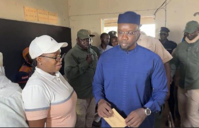 Elections législatives au Sénégal : Ousmane Sonko appelle à un vote apaisé