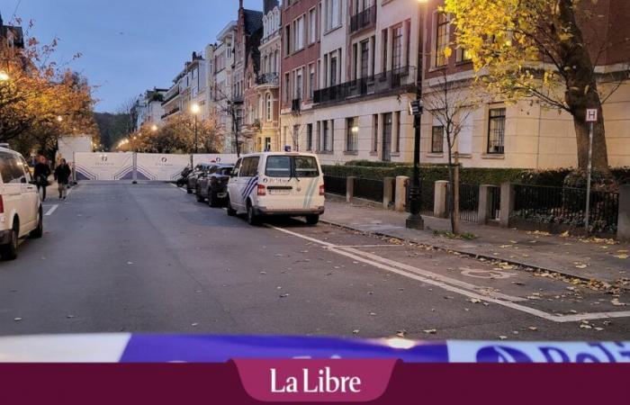 une femme et deux enfants tués dans une maison à Ixelles