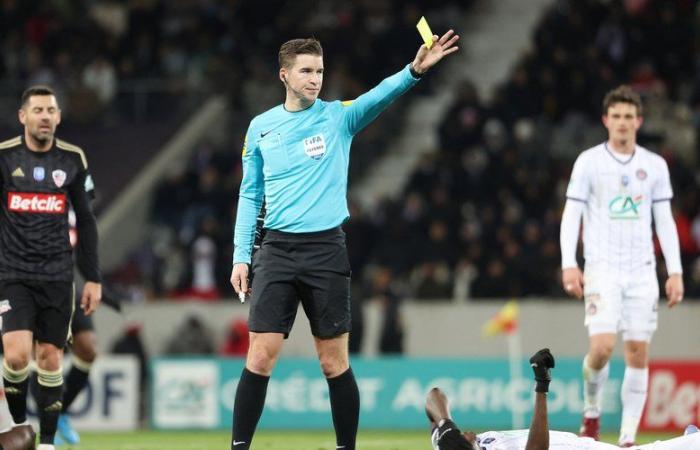 pourquoi un arbitre français sera célébré avant la rencontre de la Ligue des Nations entre les deux nations