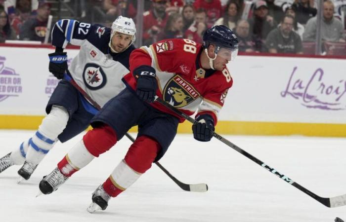 Une première pour Nino Niederreiter et les Jets