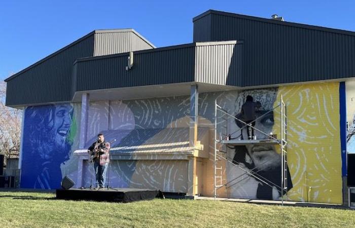 Une murale en l’honneur de Karl Tremblay inaugurée à Repentigny