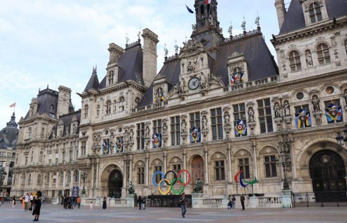 Depuis la Mairie de Paris, l’influenceur Arkunir veut « atteindre le record européen du don du sang »