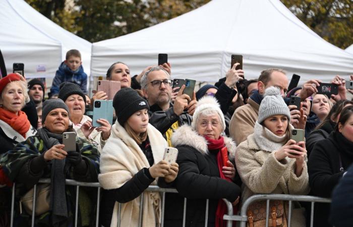 Eva Longoria, Jean Reno, Dominic West, Zabou Breitman, Constance Labbé, Patrick Paroux… rain of stars at the Hospices de Beaune