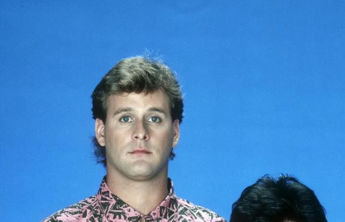 La star de “Full House” Dave Coulier subit un traitement de chimiothérapie alors qu’il lutte contre un cancer “très agressif”