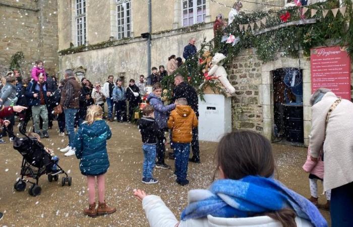 Au marché de Noël de La Roë, plus de 10 000 visiteurs déjà plongés dans la magie des vacances