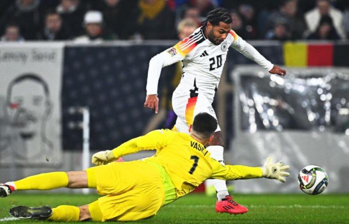 Gnabry réalise un incroyable « Choupo-Moting » et enlève un but tout fait à Gnabry