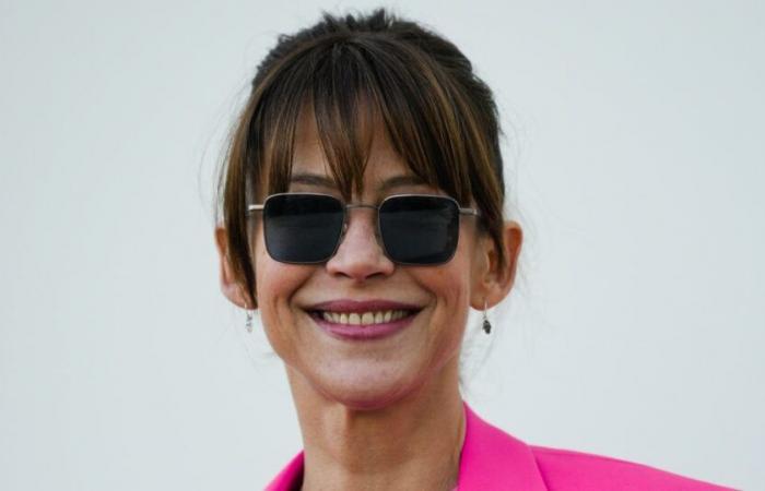 Les plus beaux looks de Sophie Marceau, ambassadrice du chic à la française