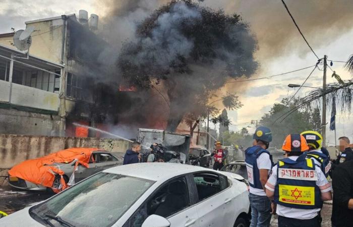 Des salves de roquettes à Haïfa provoquent des dégâts et des incendies