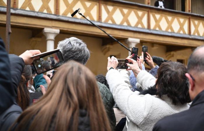 Eva Longoria, Jean Reno, Dominic West, Zabou Breitman, Constance Labbé, Patrick Paroux… rain of stars at the Hospices de Beaune