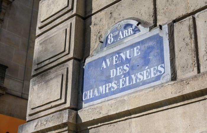 Mais pourquoi les Champs-Elysées s’appellent-ils les Champs-Elysées ?