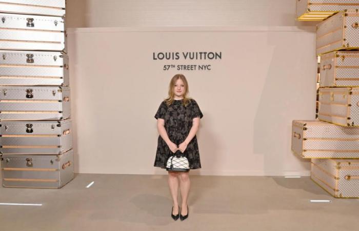 Martha Stewart, Ana de Armas, Julez Smith et d’autres stars assistent à l’ouverture du magasin Louis Vuitton de la 57e rue à New York