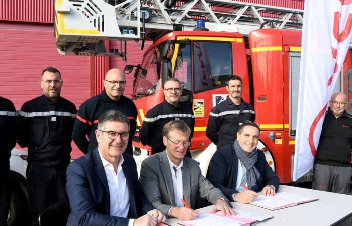 Le groupe Veolia et les pompiers de l’Aude main dans la main dans la lutte contre les incendies et le manque d’eau