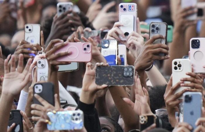 Selon un rapport, environ 20 % des Américains reçoivent régulièrement leurs nouvelles d’influenceurs sur les réseaux sociaux.