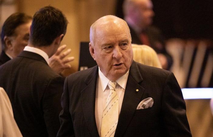 Alan Jones accusé d’abus sexuels