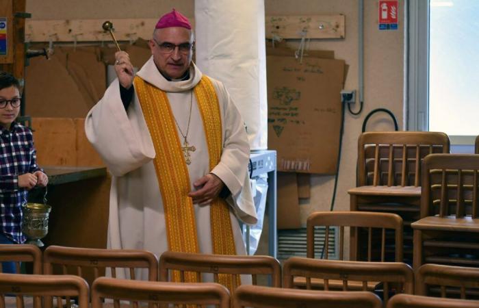 Dans les Landes, les nouvelles chaises de Notre-Dame bénies avant d’arriver à Paris