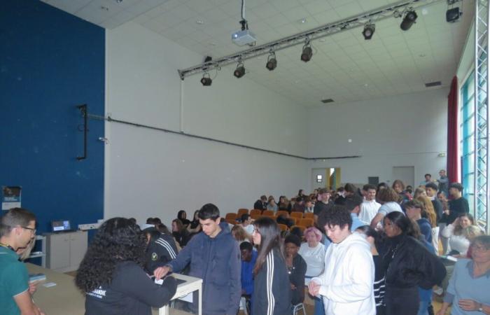 Ce lycée de l’Eure a accueilli la projection des documentaires sélectionnés pour le Prix Bayeux