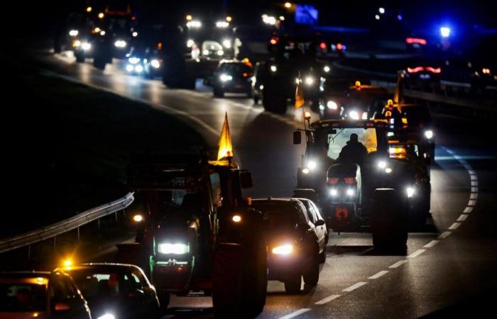 des premiers convois en Île-de-France, près de la base aérienne de Villacoublay