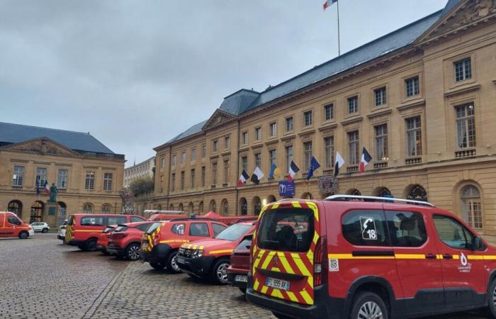 “Il y a un risque d’effondrement des sols”, selon les pompiers