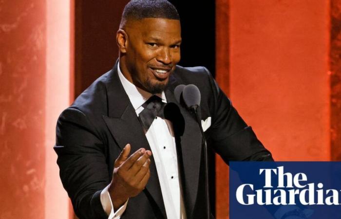 Les stars rendent des hommages émouvants à Quincy Jones lors des Oscars des Gouverneurs