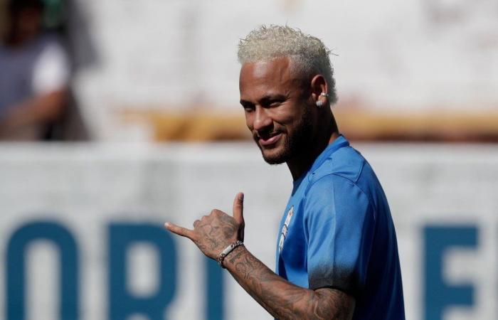 L’agent de Neymar dément un éventuel retour à Santos