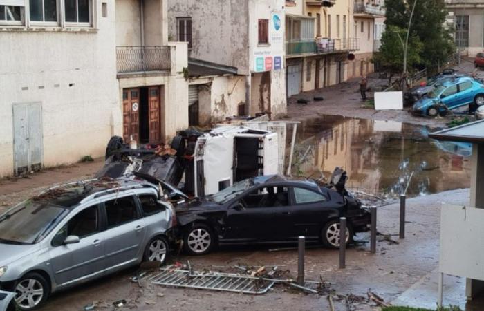 Pourquoi la ville de Rive-de-Gier a-t-elle été particulièrement touchée par les inondations ?