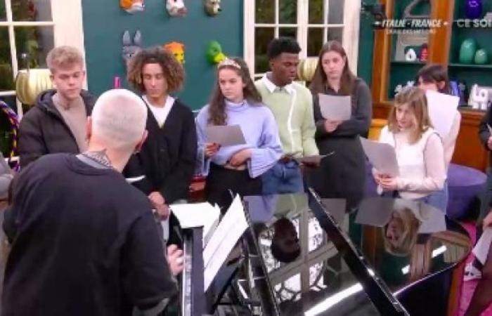 Le quotidien « Star Academy » sur TF1 à 1,3 million, battu par « Un dimanche à la campagne » sur France 2 qui est à 1,9 million