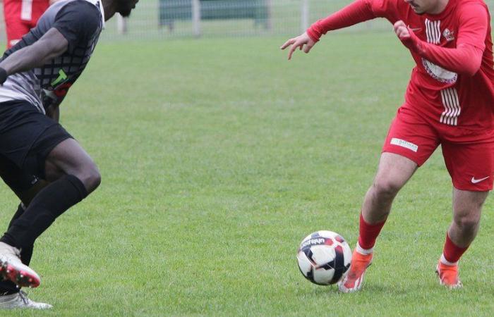 Le FC Villeneuve-sur-Lot maudit sur sa pelouse