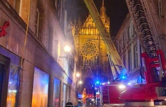 L’incendie de Metz maîtrisé mais pas encore éteint