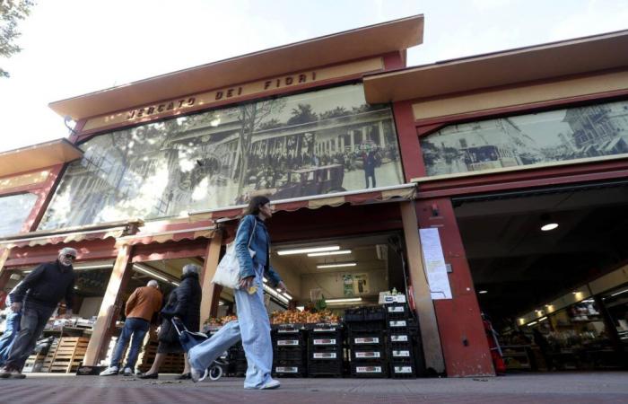 Fermé près de trois mois après un incendie, le marché de Vintimille a rouvert tranquillement ce lundi matin