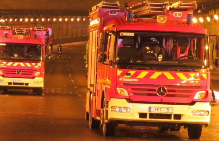 Un incendie sur une autoroute provoque le chaos