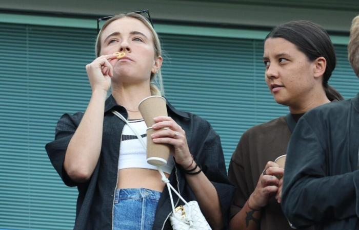 Sam Kerr et Kristie Mewis annoncent l’arrivée prochaine de leur bébé – International – Pink Notebook