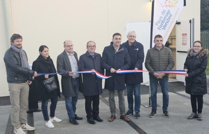 Pour la première fois en Sud Vendée, une piscine est chauffée au bois