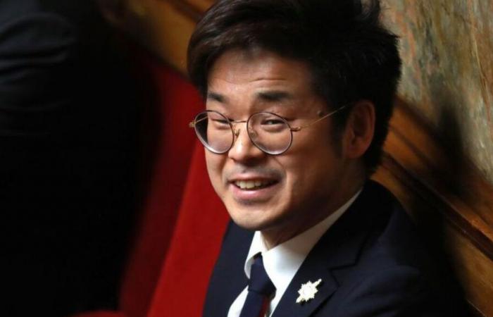 l’ancien député Joachim Son-Forget annonce qu’il a changé de genre et s’appelle Eva