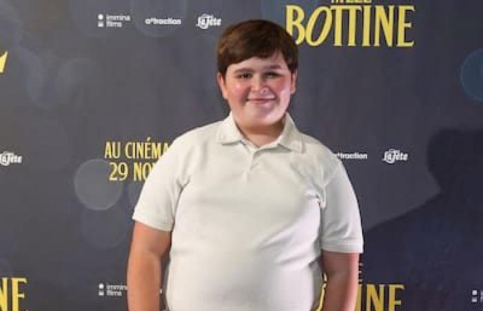 [PHOTOS] Antoine Bertrand et Catherine-Anne Toupin brillent sur le tapis rouge à la première montréalaise du film «Mlle Bottine»