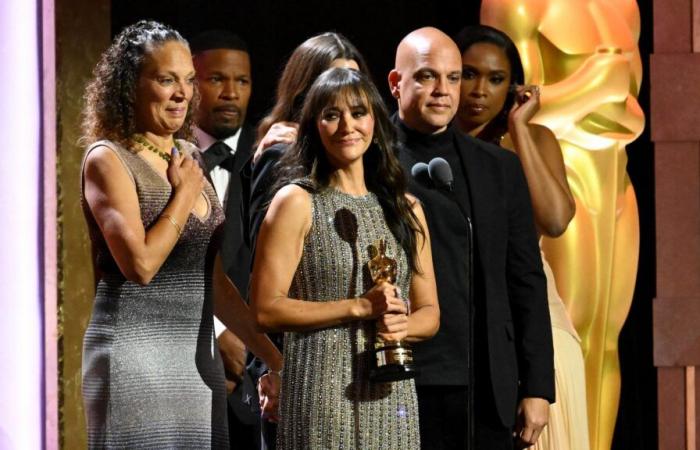 La fille de Quincy Jones, Rachida Jones, très émue lors de la remise d’un Oscar à titre posthume à son père